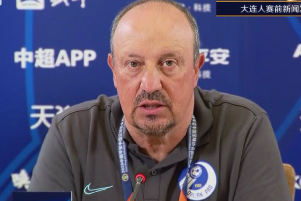 斯图加特发布备战花絮；今夜止住颓势；社区盾任务艰巨；年轻球员得到机会的简单介绍