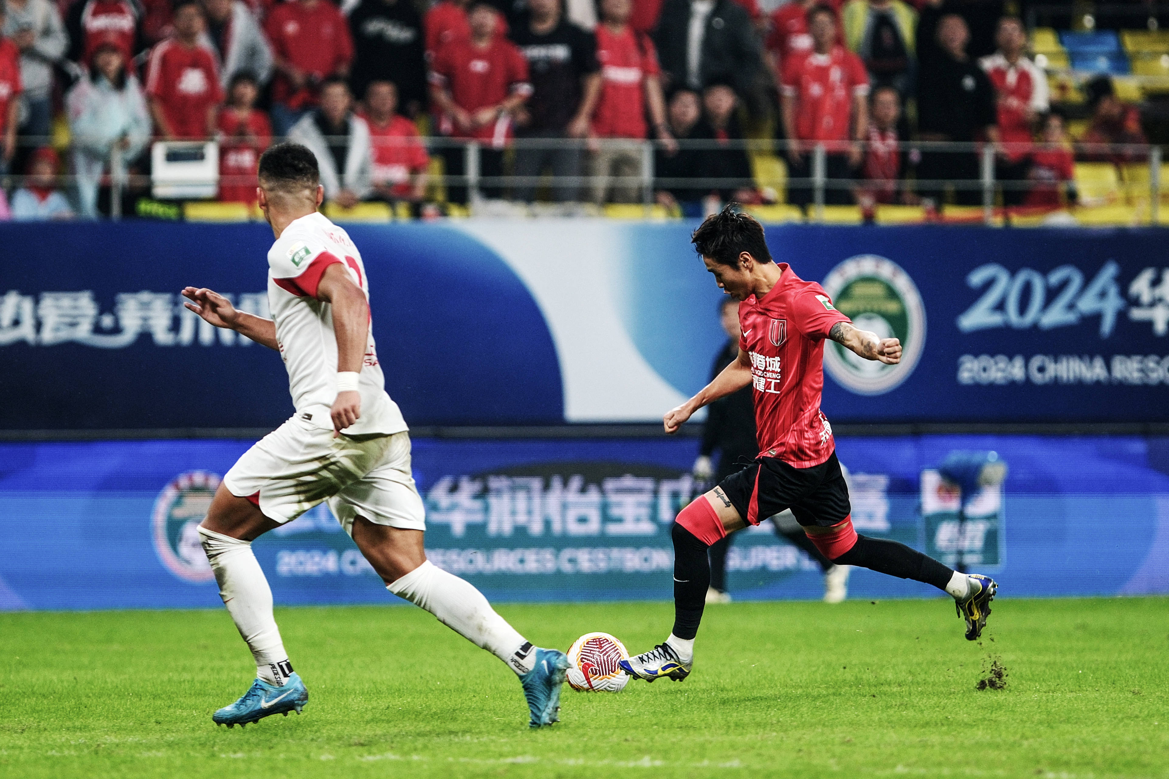 关于重磅！上海海港发布备战花絮夏洛特黄蜂遗憾出局，内马尔在美国队比赛中回归赛场的信息