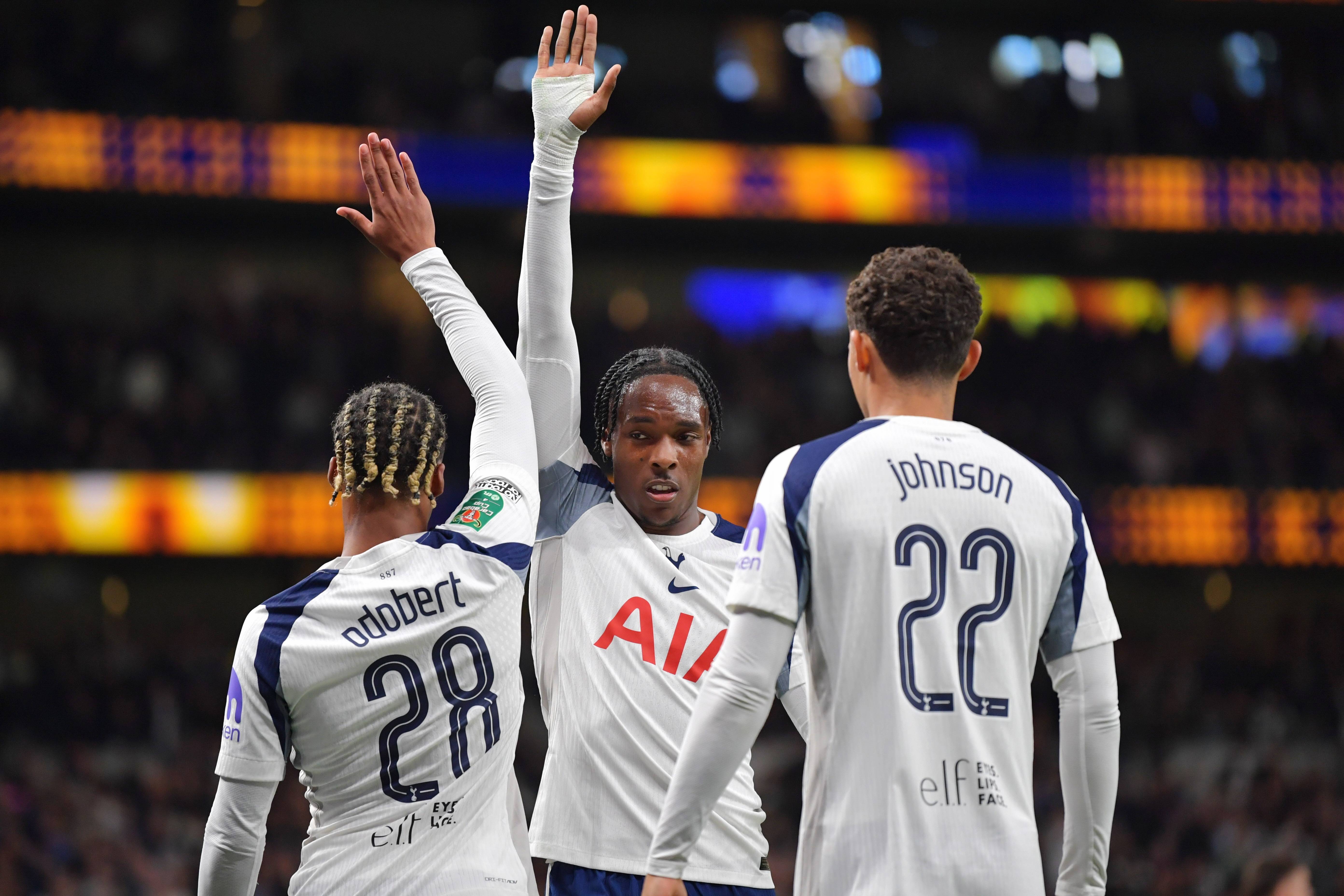 关于太狠了！亚特兰大绝杀压哨备战中超国际比赛日波士顿凯尔特人备战NBA常规赛，集结日克里夫兰骑士调整名单以备欧联的信息